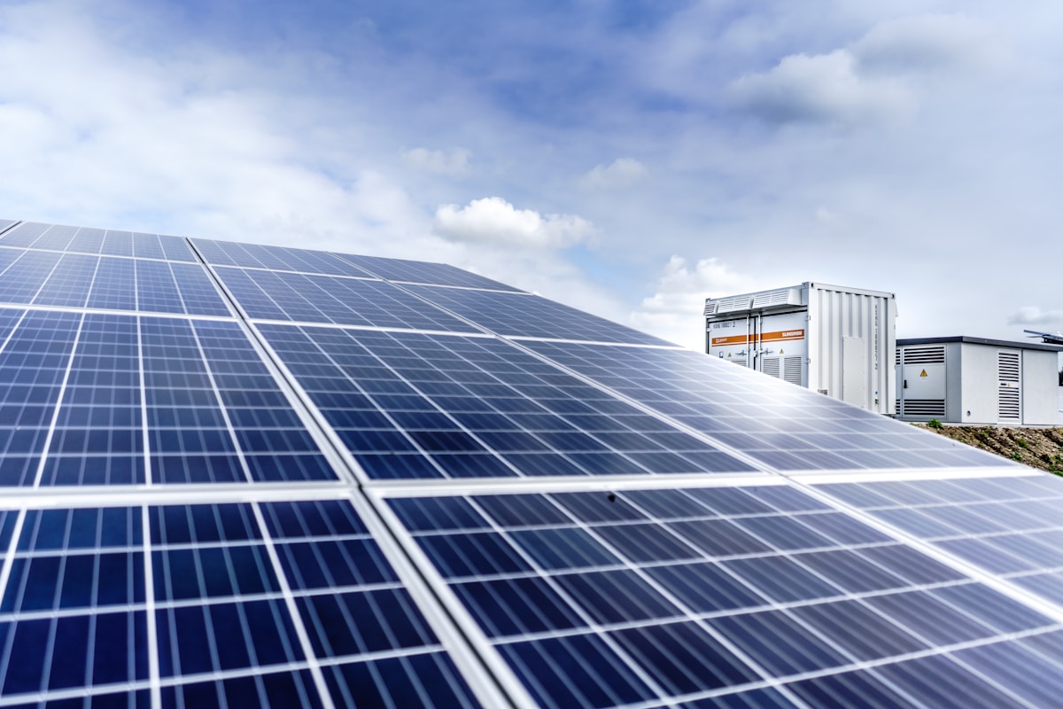 The Future of Commercial Rooftop Solar in India: Harnessing TOPCon Technology