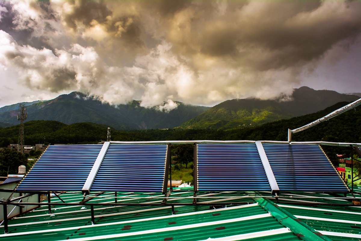 India’s Rapid Solar Growth: How TOPCon Technology is Powering the Future